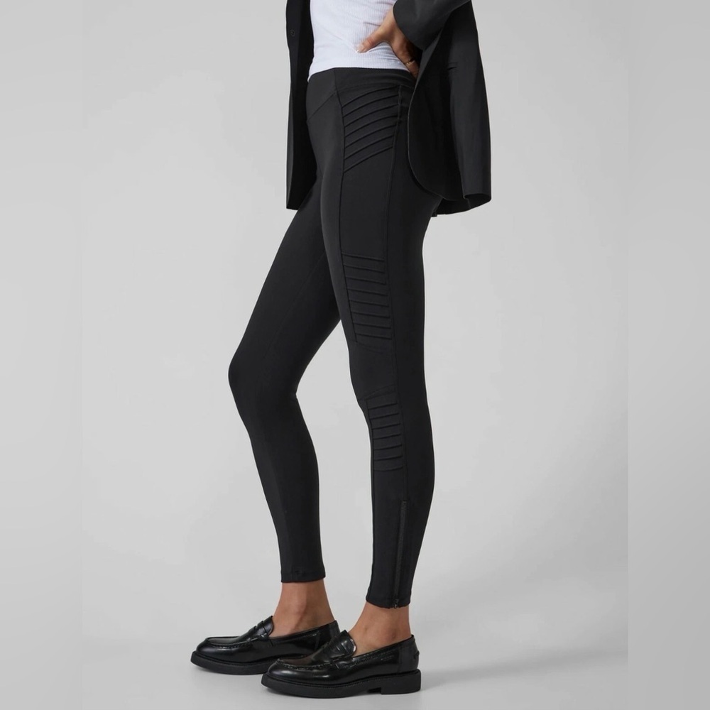 Athleta Delancey Moto Tight Black Small High Rise Sculpt Leggings Zip Pocket